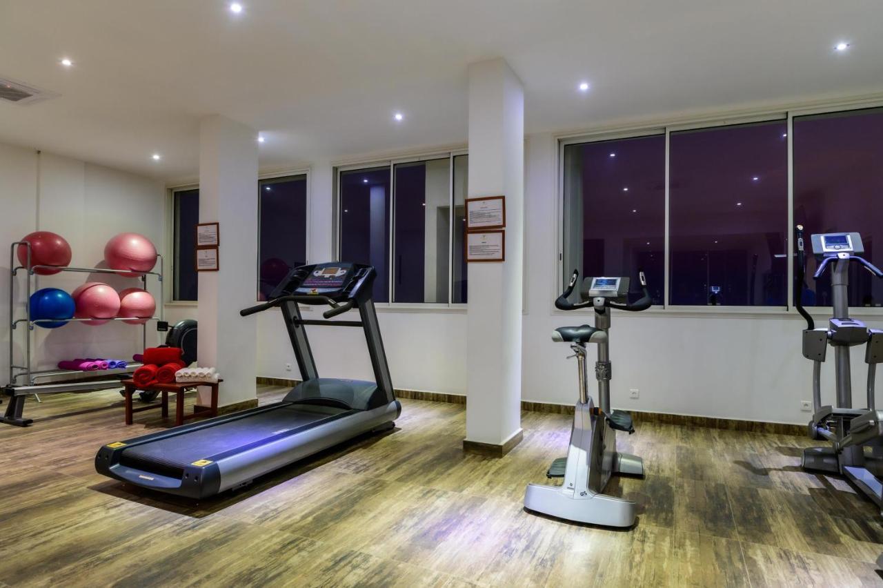 Baobab Tree Hotel & Spa 마하장가 외부 사진