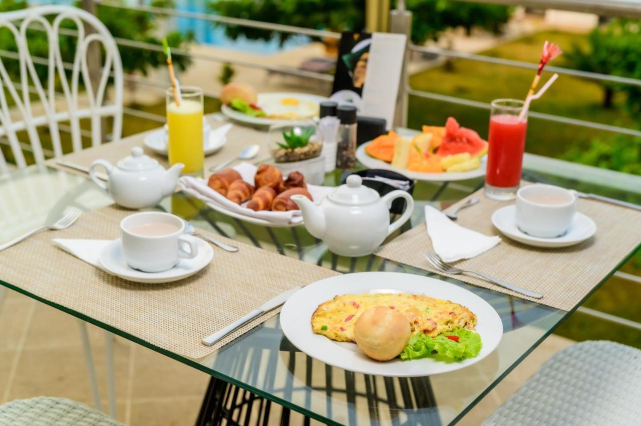 Baobab Tree Hotel & Spa 마하장가 외부 사진