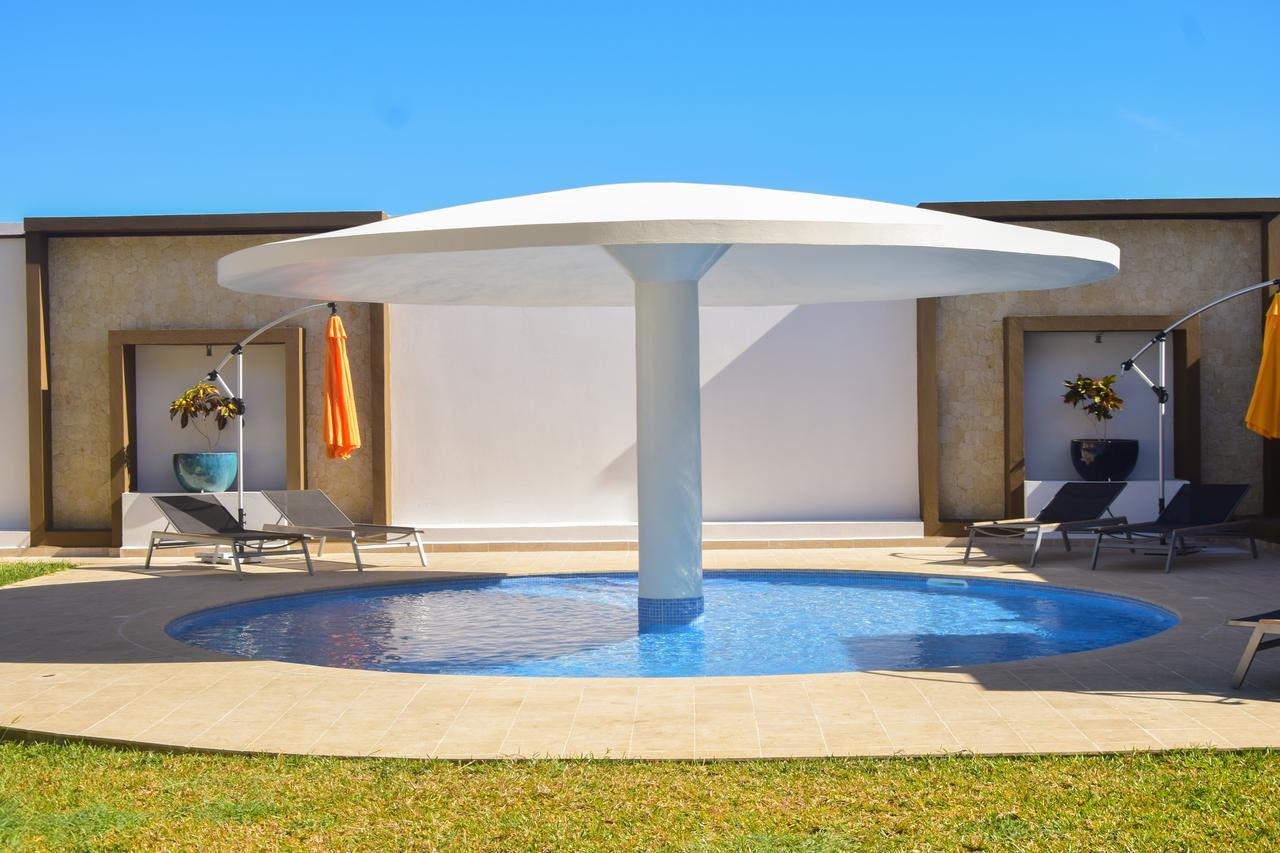 Baobab Tree Hotel & Spa 마하장가 외부 사진